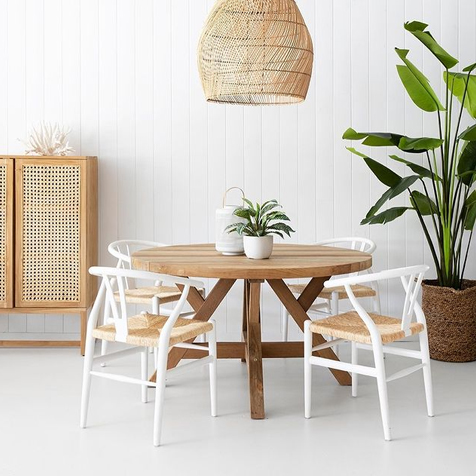 Lars Vilks: Muhammad cartoonist killed in traffic collision - media reports